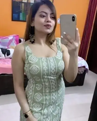 Call Girl in Abids